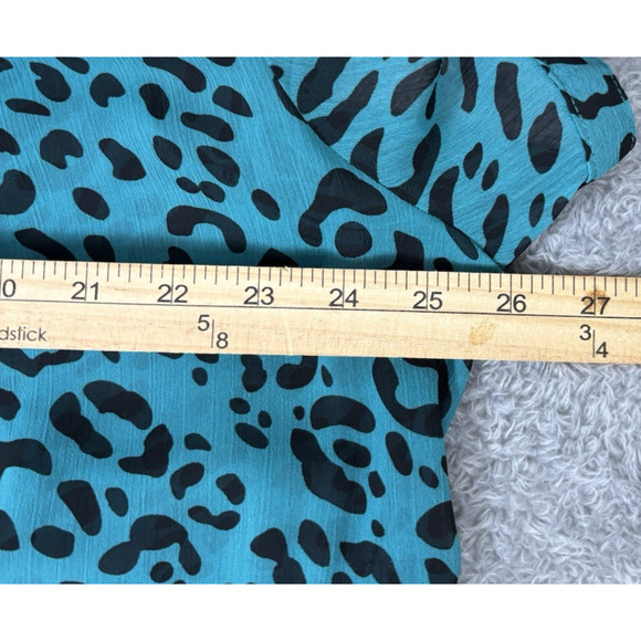 Susan Graver Style 2X Short Sleeve Top Sheer Blue Black Jaguar Pleated Buttons - Picture 8 of 10